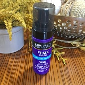 John Frieda Frizz Ease Air Dry Waves Styling Foam